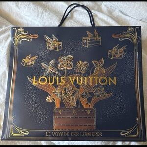 Louis Vuitton Black and Gold Textured Bag
